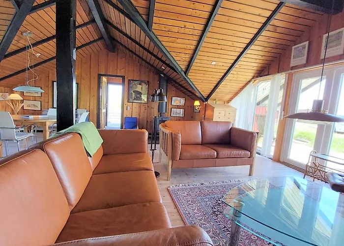 Beneta - 300m From The Sea By Interhome